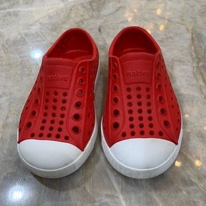 Native Jefferson Kids Shoes, toddler size 6